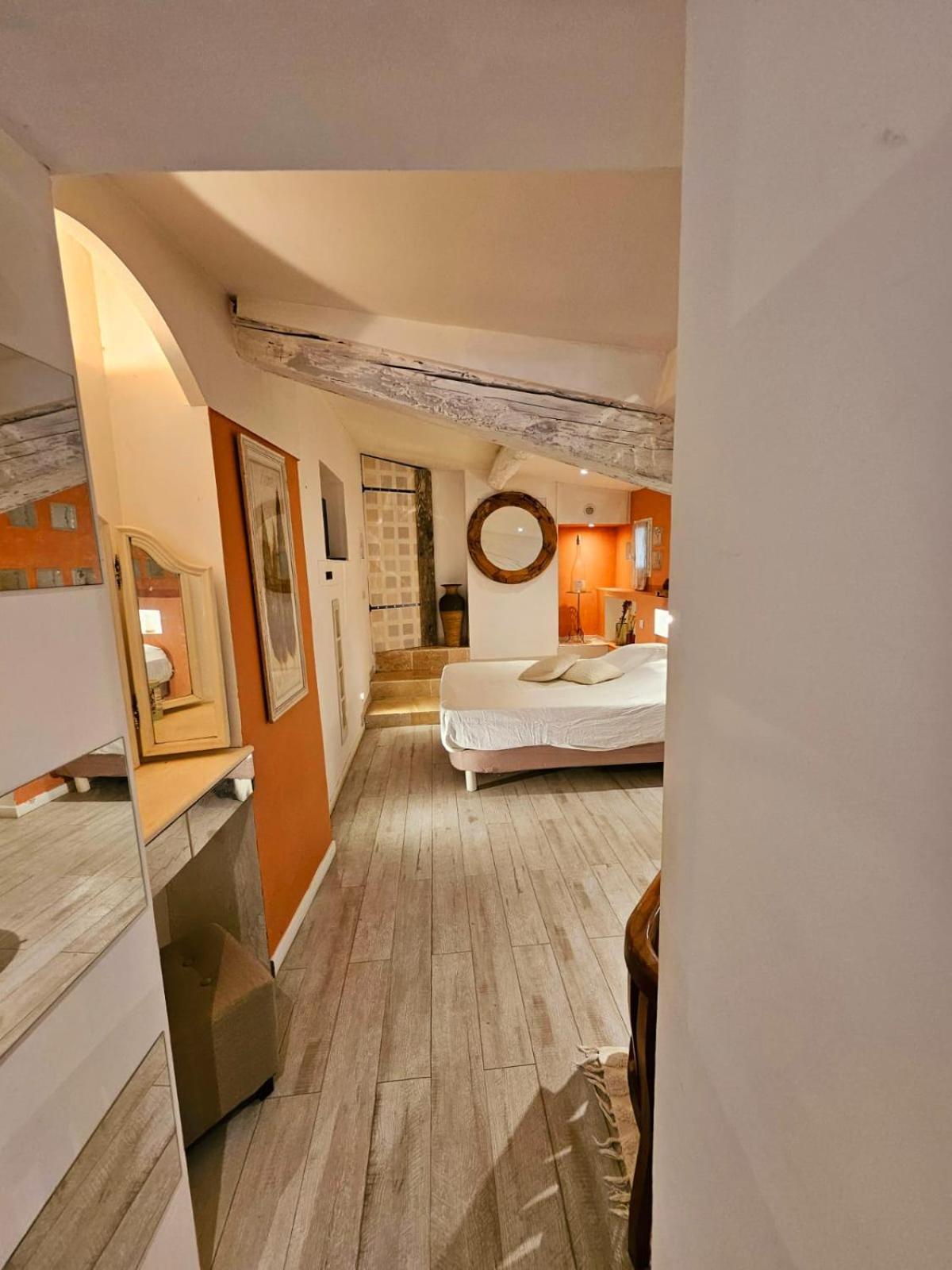 Suite Lou Peiro Cotignac Exterior foto